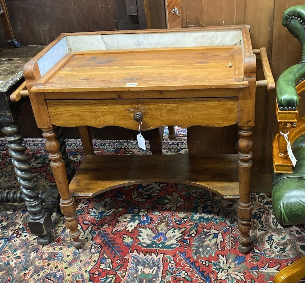 A Victorian pine washstand, width 79cm, depth 39cm, height 77cm